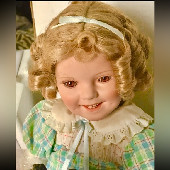 SHIRLEY TEMPLE/DANBURY MINT ”CORKY”& PORCELAIN DOLL BNIB  W/CERTIFICATE - Picture 4 of 14